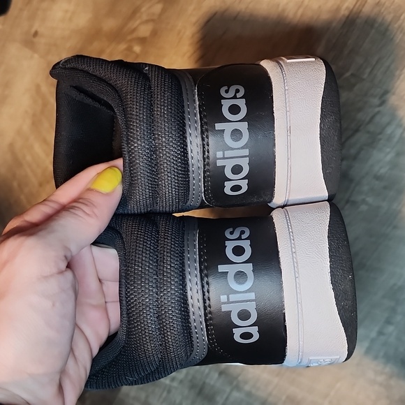 Adidas Kids High Tops - Picture 4 of 6